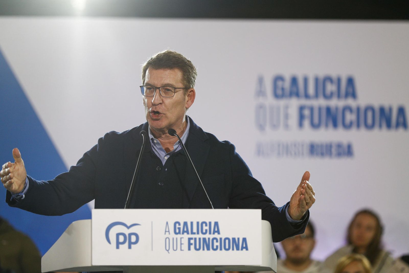 Feijóo durante un mitin en Lugo
