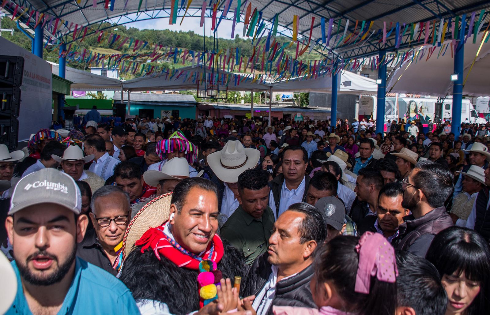 El gobernador de Chiapas, Eduardo Ramírez, abandona un acto por un sismo de magnitud 7,4, grados en Chiapas