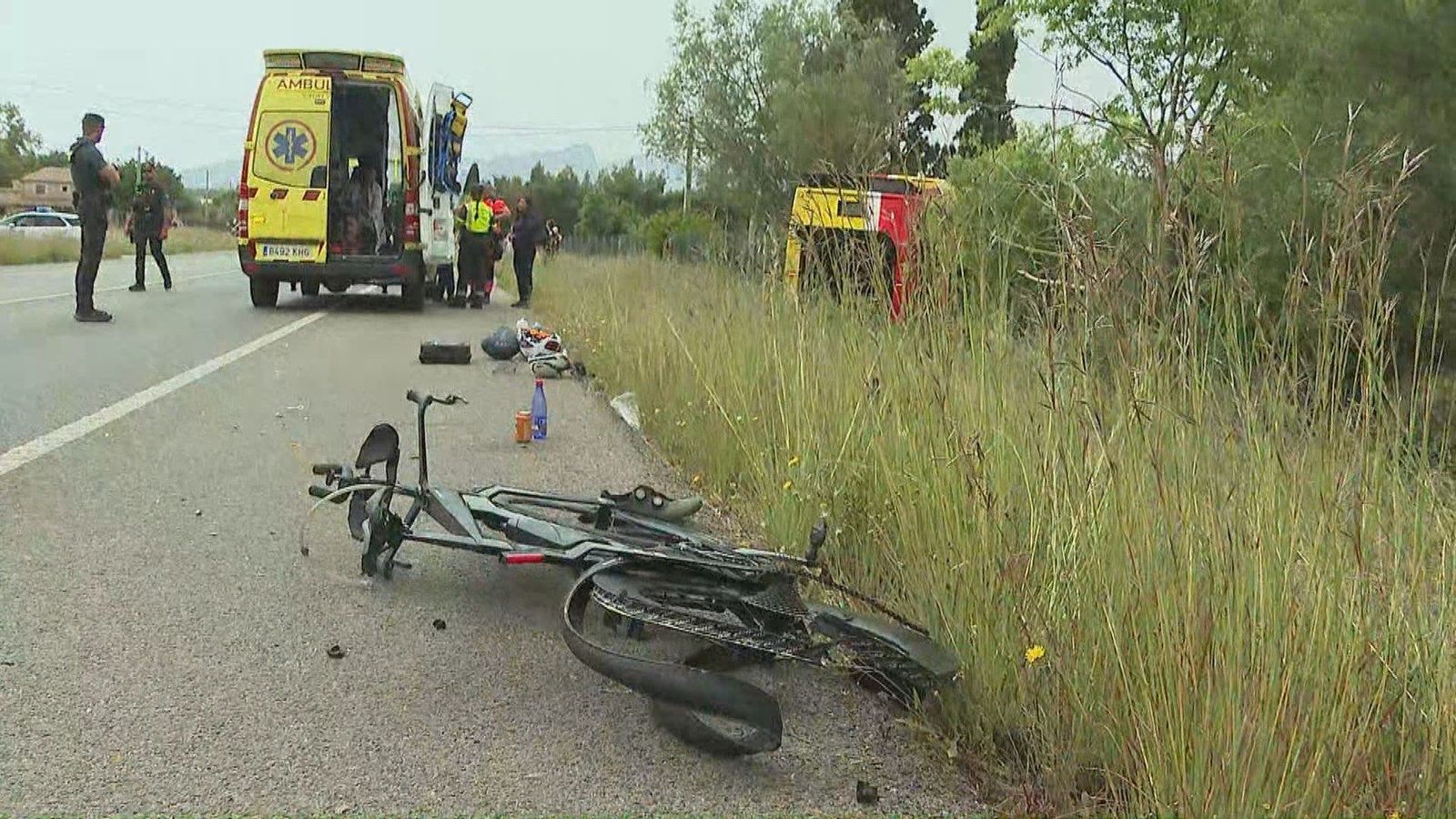 Un muerto y 7 heridos en un accidente entre un autobús y un grupo de ciclistas en Mallorca