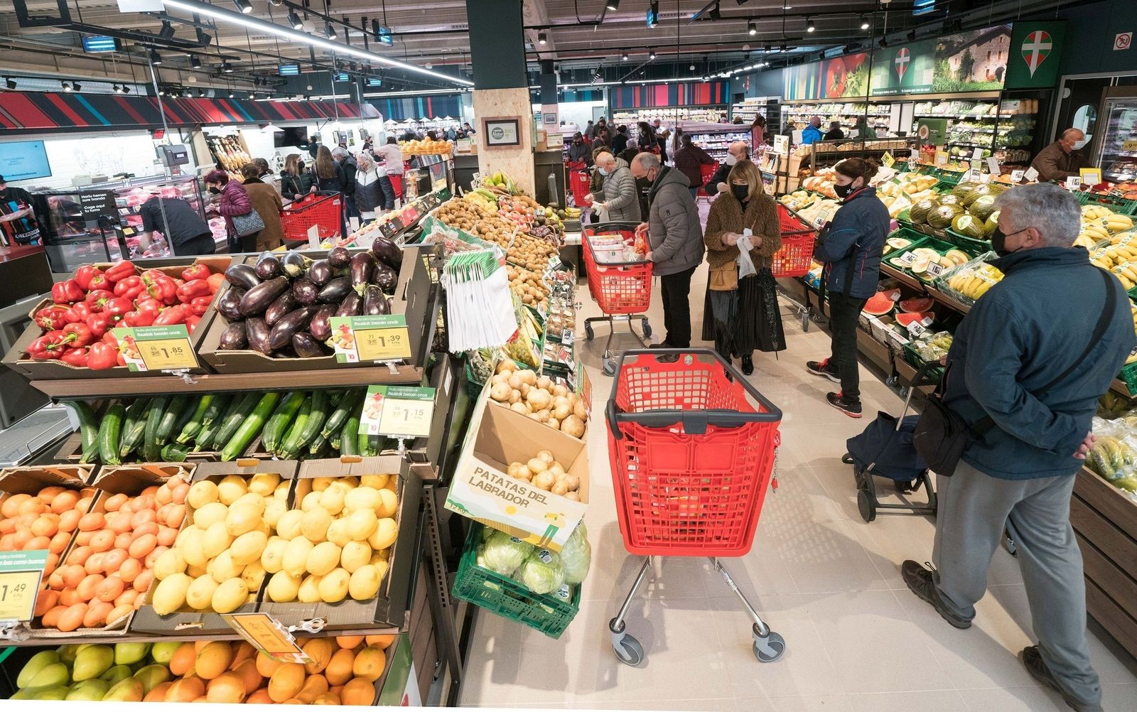 Los españoles se preparan para lo que se viene encima sobre su economía
