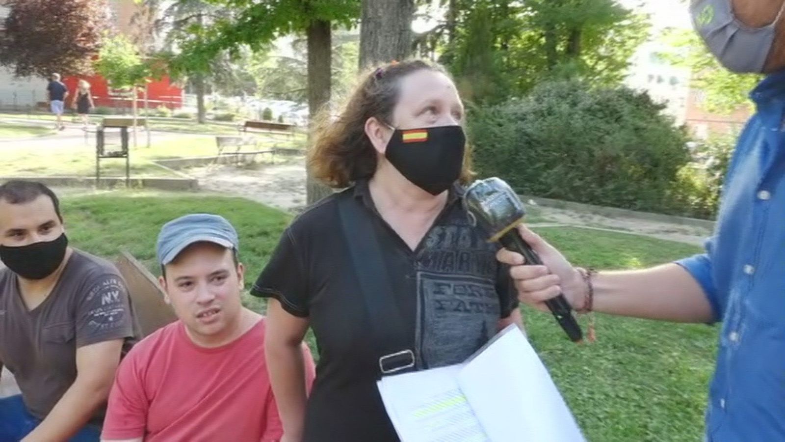 Discusión en un autobús de Madrid por una persona con TEA sin mascarilla