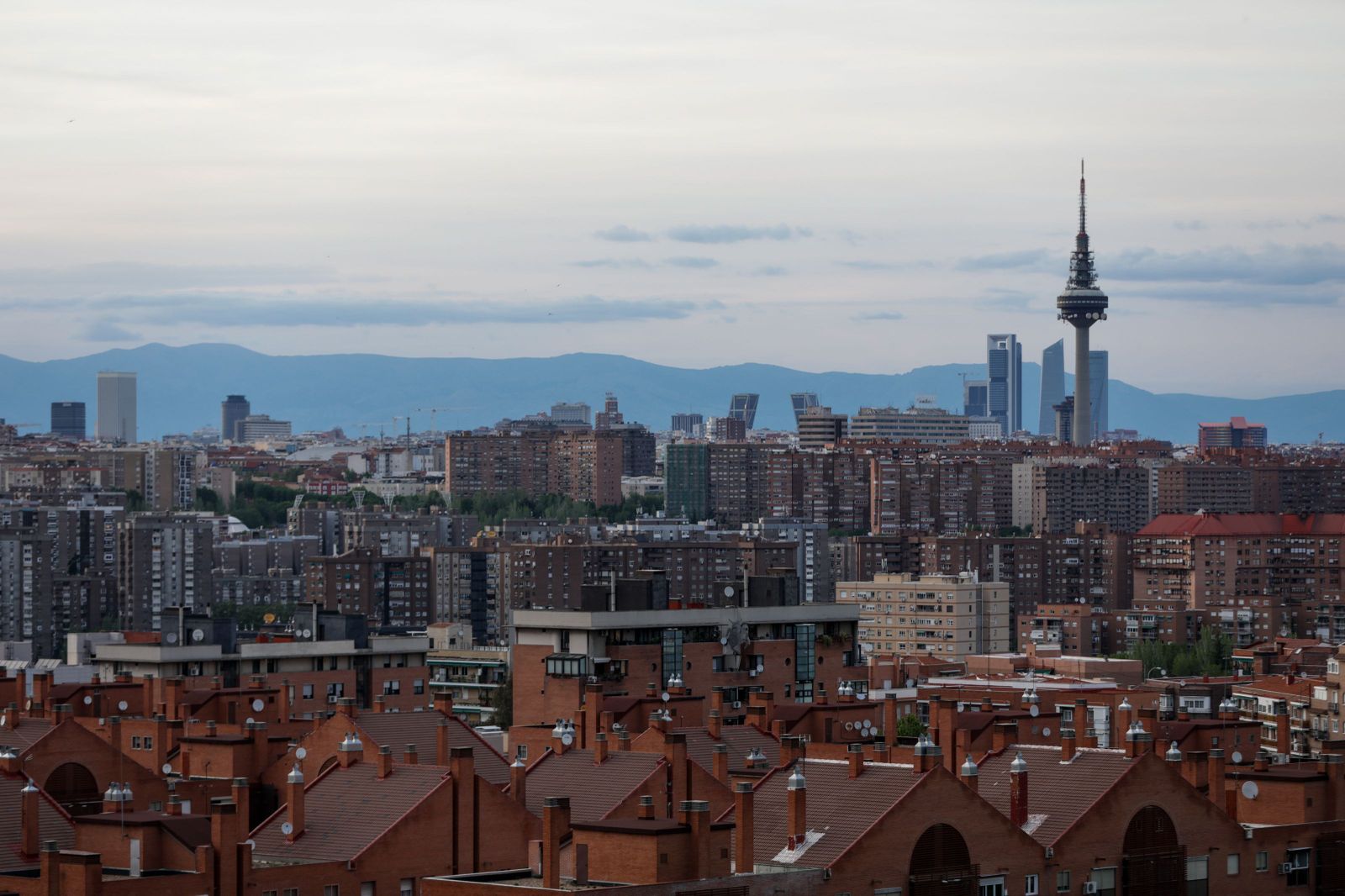 Madrid recupera una "excelente" calidad del aire tras un martes con olor a quemado