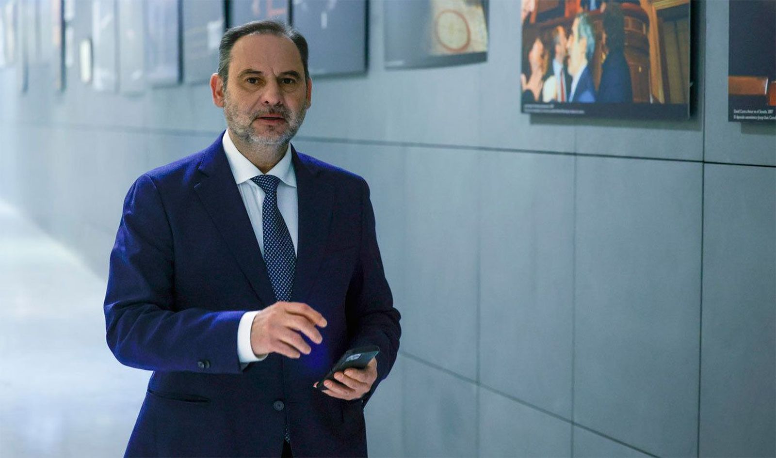 Ábalos se considera el cortafuegos del PSOE y advierte de que el caso Koldo "va a escalar"