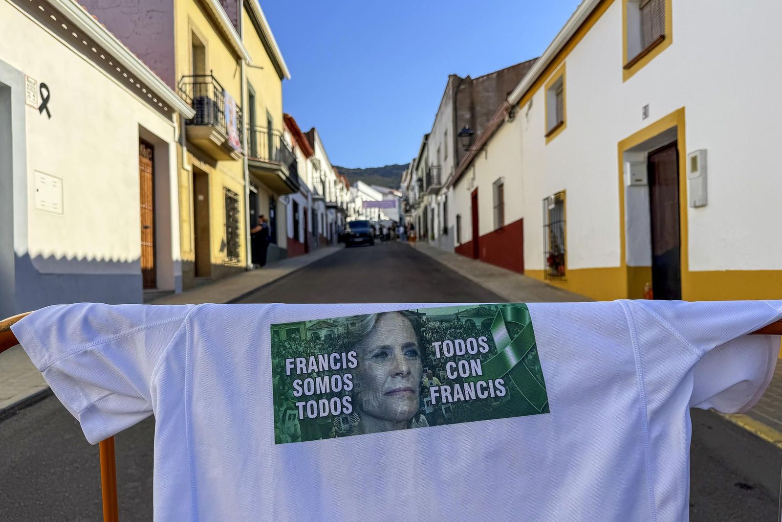 Máxima tensión en Hornachos durante la reconstrucción del asesinato en 2017 de Francisca Cadenas