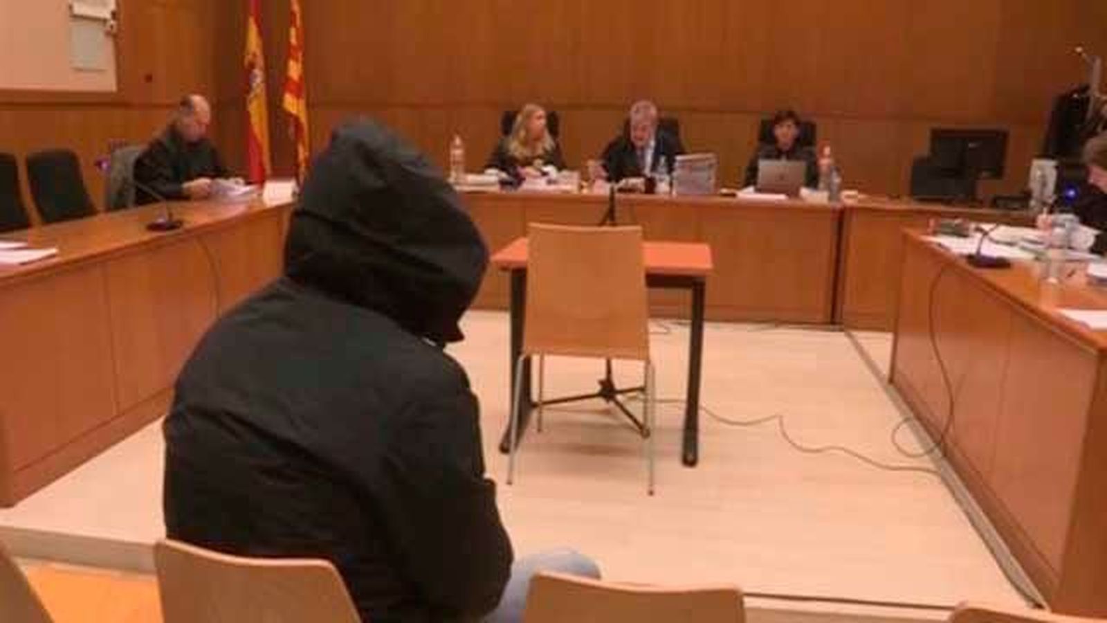 Cuatro víctimas de un nuevo violador del  Eixample le reconocen en el juicio