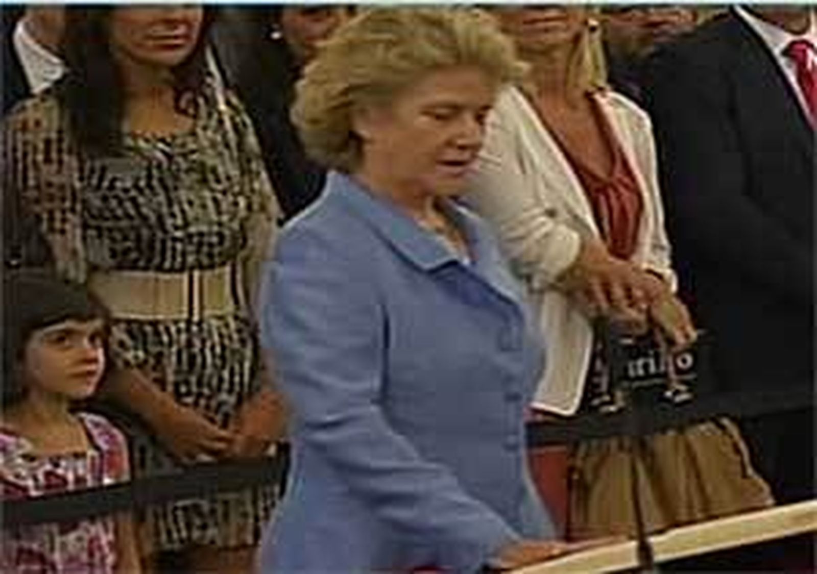 Soledad Becerril reafirma su independencia  en su toma de posesión como Defensora del Pueblo