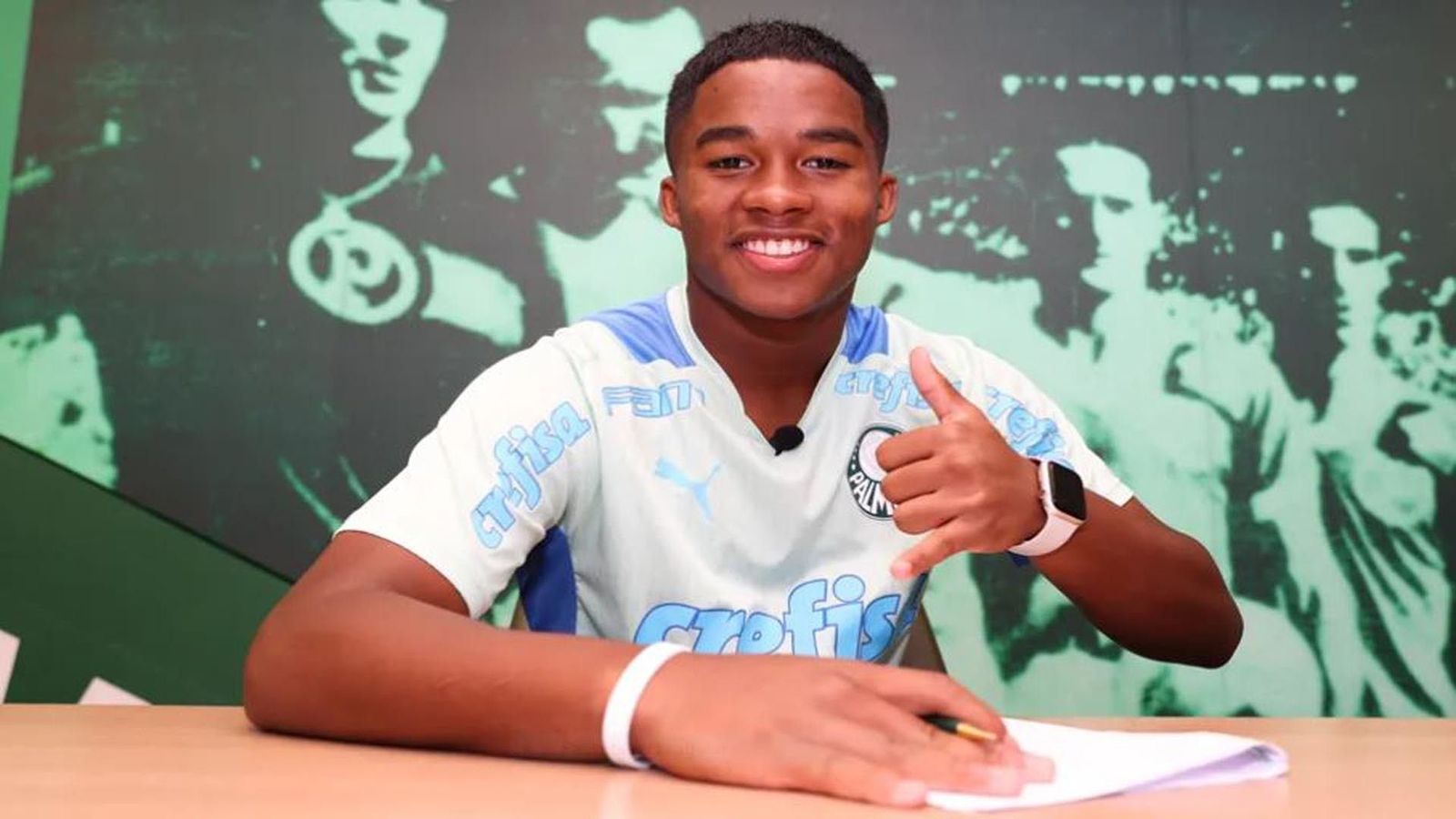 El Real Madrid ata a Endrik