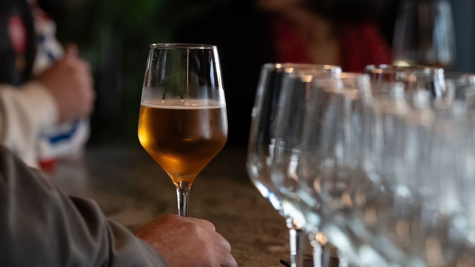 Los españoles beben menos cerveza por la inflación, las ventas caen un 0,7%