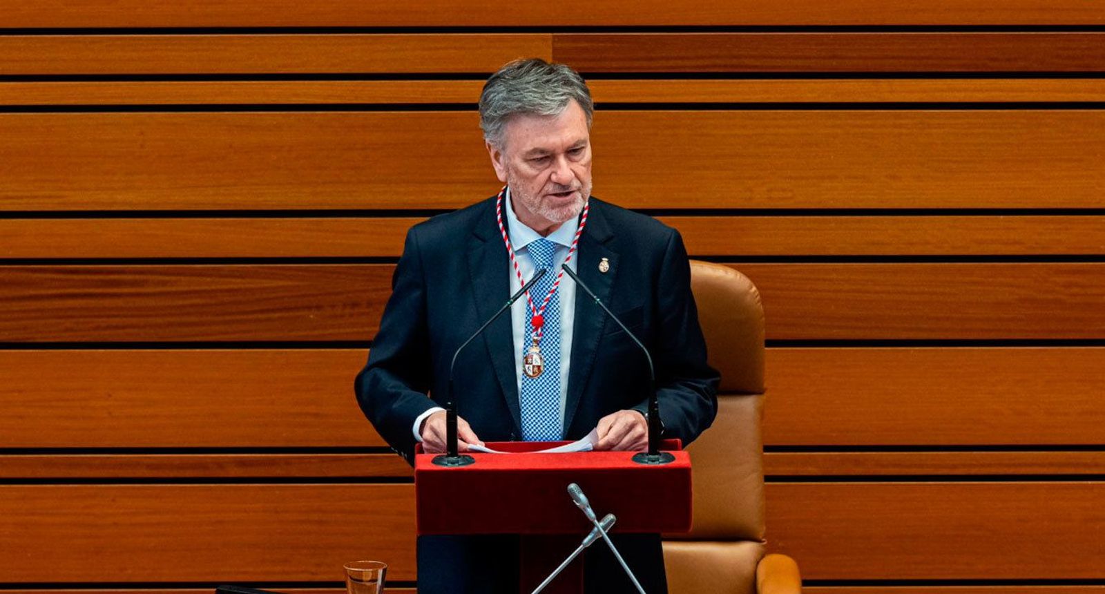 Francisco Vázquez (PP), proclamado nuevo presidente de las Cortes de Castilla y León con mayoría absoluta