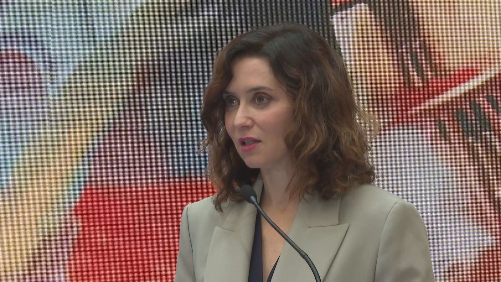 Ayuso critica la "doble moral" de la izquierda ante la violencia machista dependiendo de quien es agresor