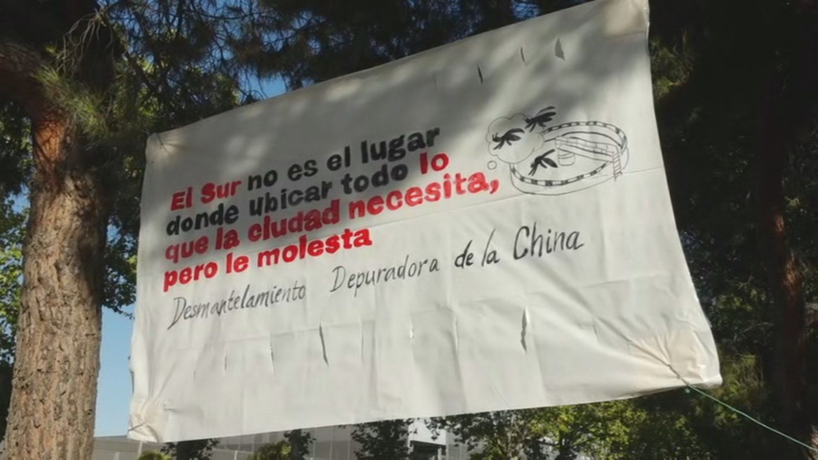Rodeados de aguas residuales en Usera y Villaverde