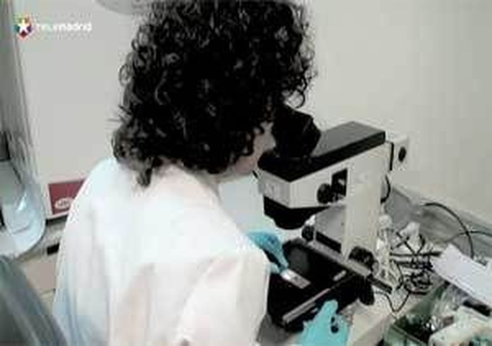 Científicos madrileños investigan un gel que puede evitar la infección por VIH