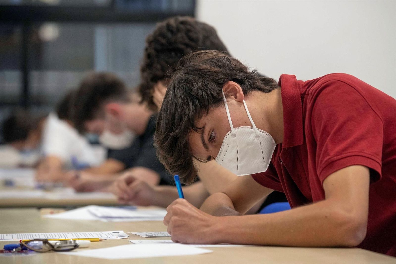 La EvAU en Madrid arranca con curiosidades, "aburrimientos" y "disparates"