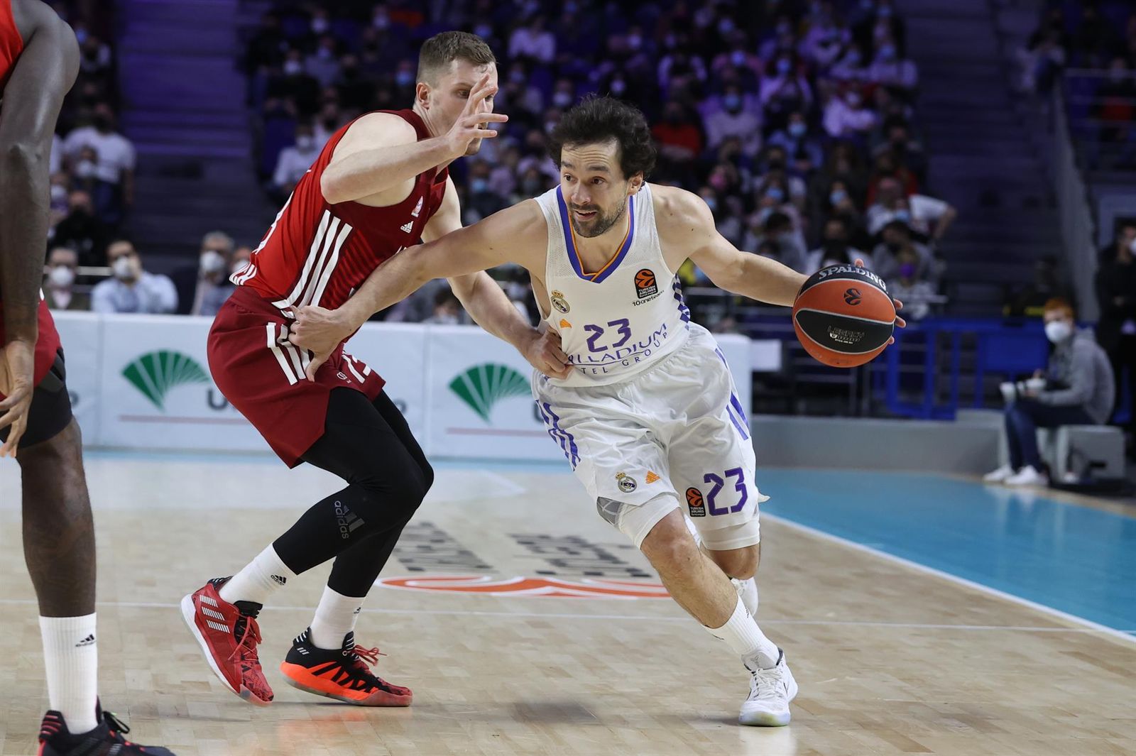 Llull ante el Bayern Munich