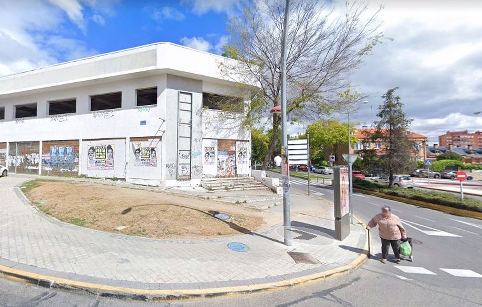Edificio pendiente de demolición en Fuenlabrada