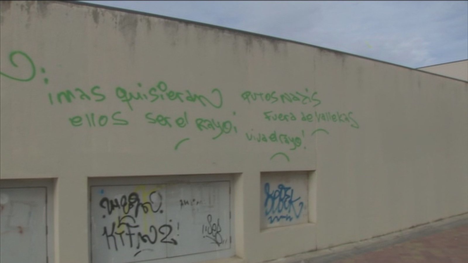 Vallecas rechaza los insultos ultras