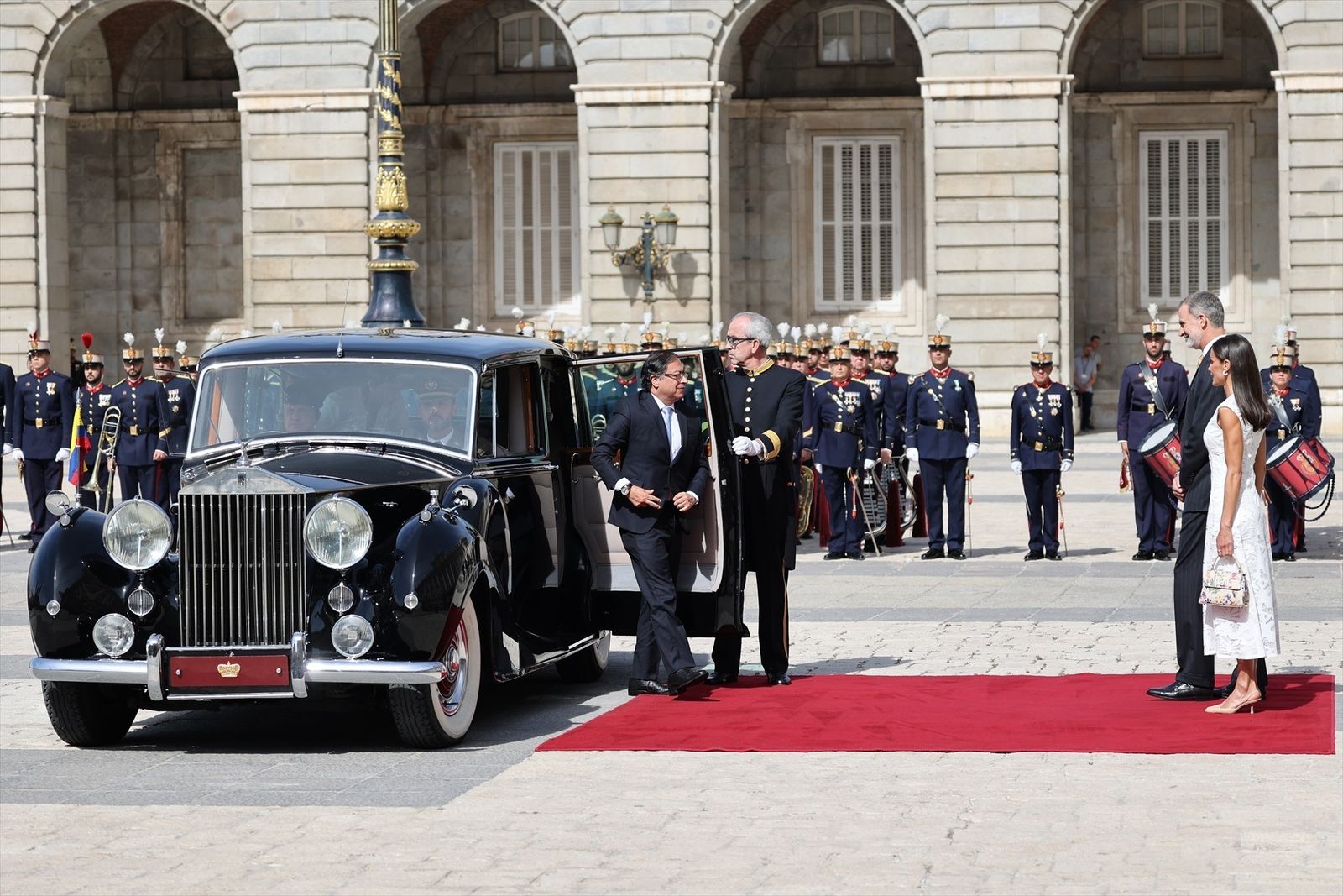 Petro en España