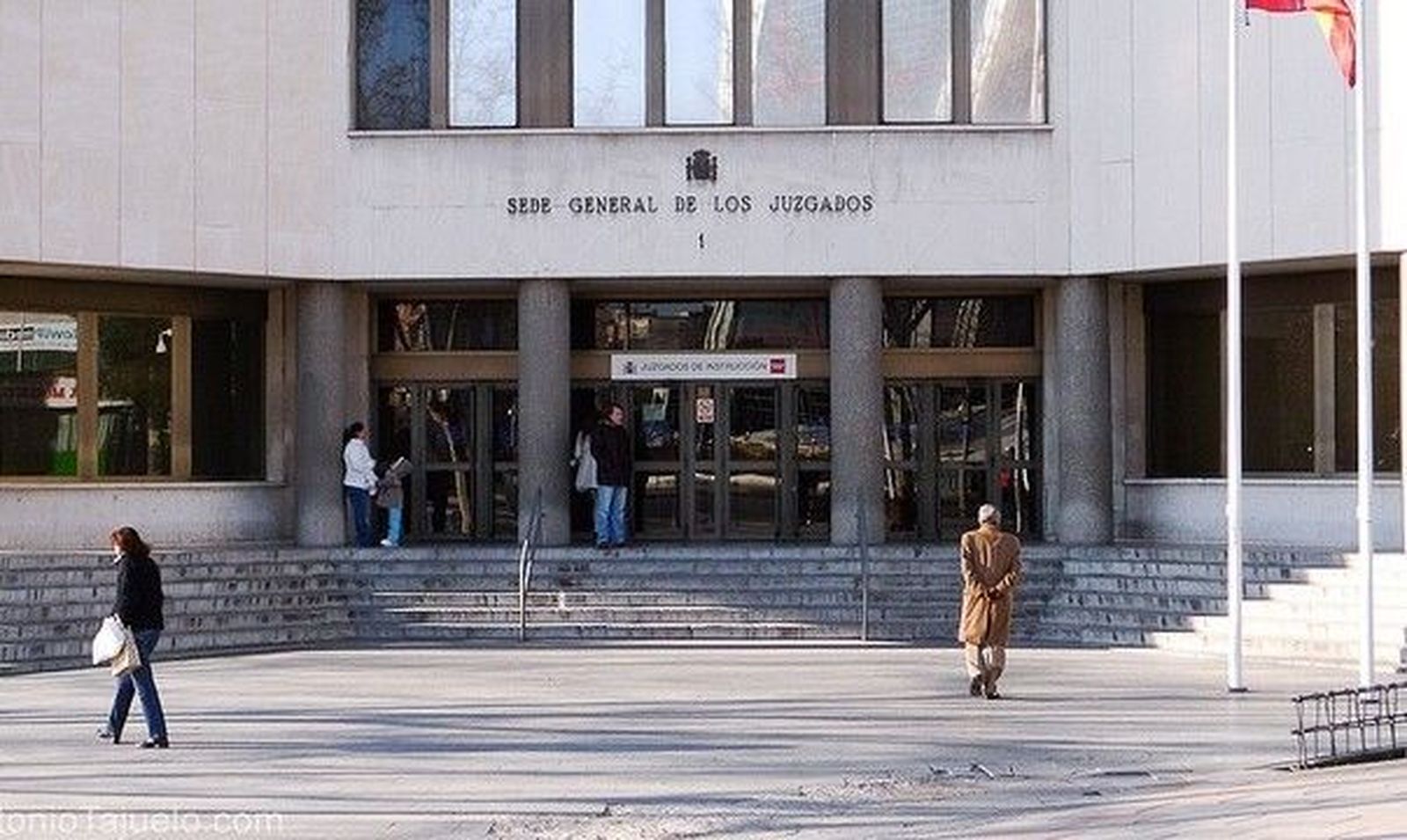 Los testigos confirman las llamadas de la Delegación para desconvocar manifestaciones pero niegan presiones