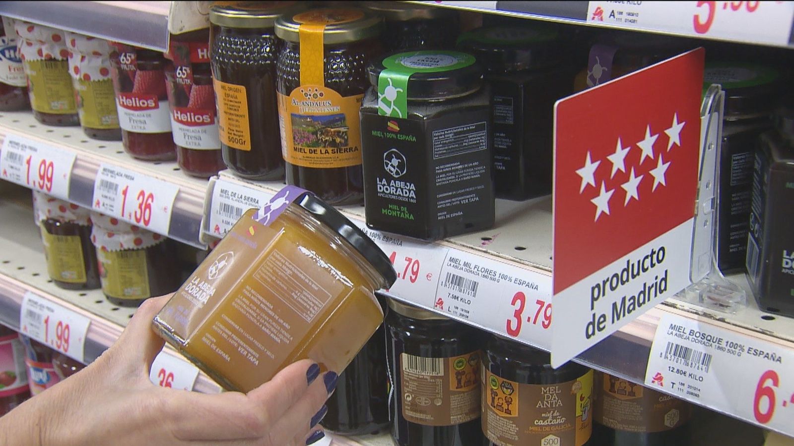 Las grandes superficies de supermercados promocionarán la venta de los productos madrileños