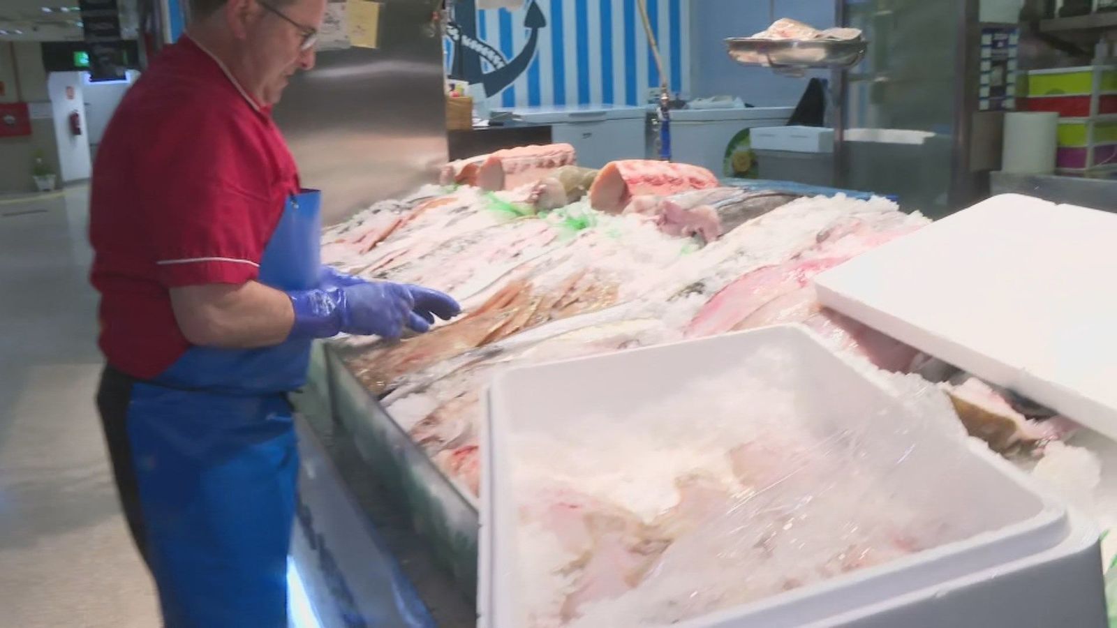 Los españoles comemos cada vez menos productos frescos