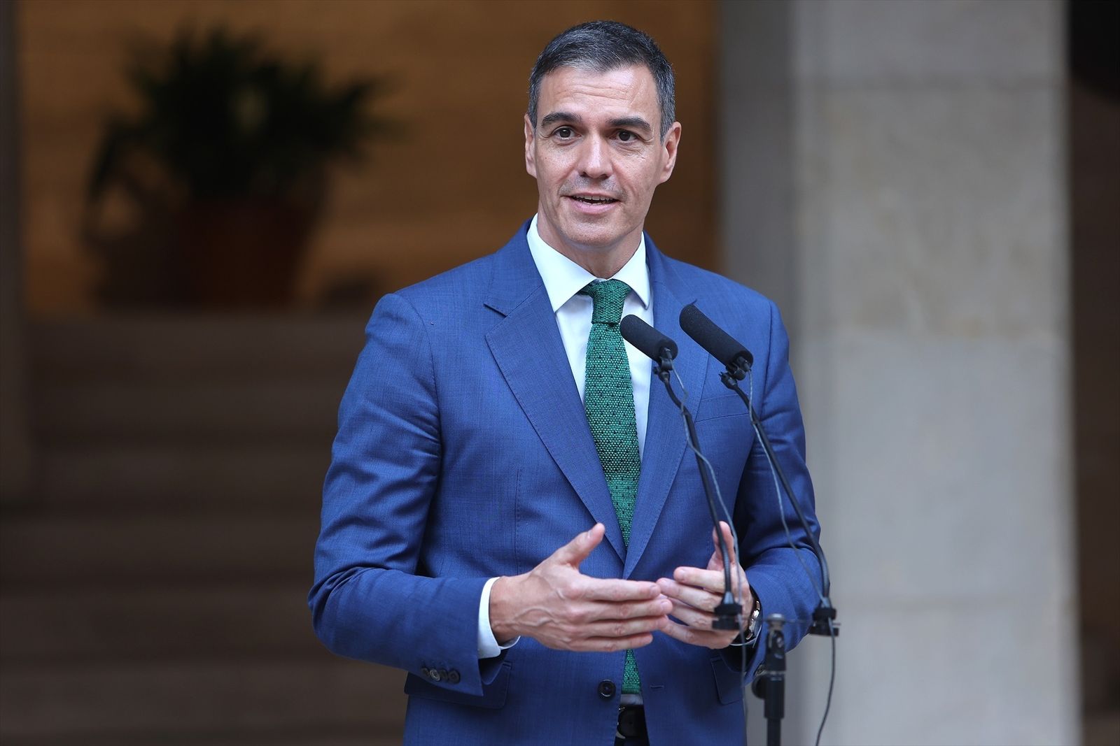 Pedro Sánchez amplía la querella por prevaricación contra el juez Peinado