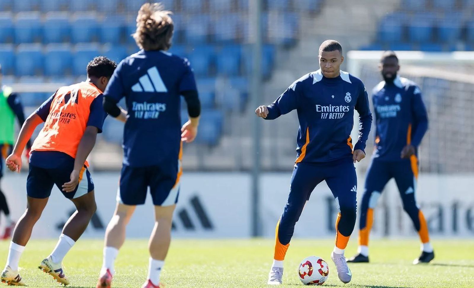 El Real Madrid prepara la semifinal de Copa sin Courtois