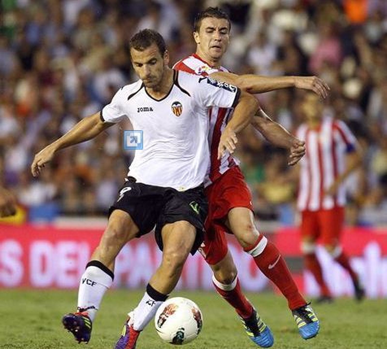 El Valencia doblegó al Atlético de Madrid  gracias a un solitario tanto de  Soldado
