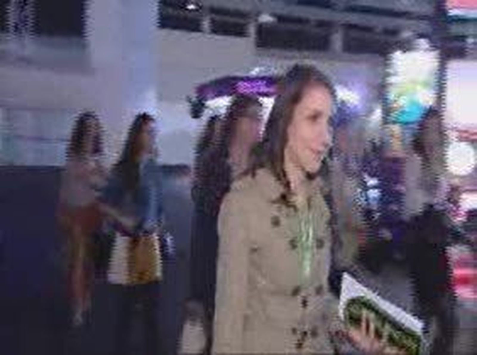 Seis jóvenes ganan un sorteo y disfrutan de la MBFWM