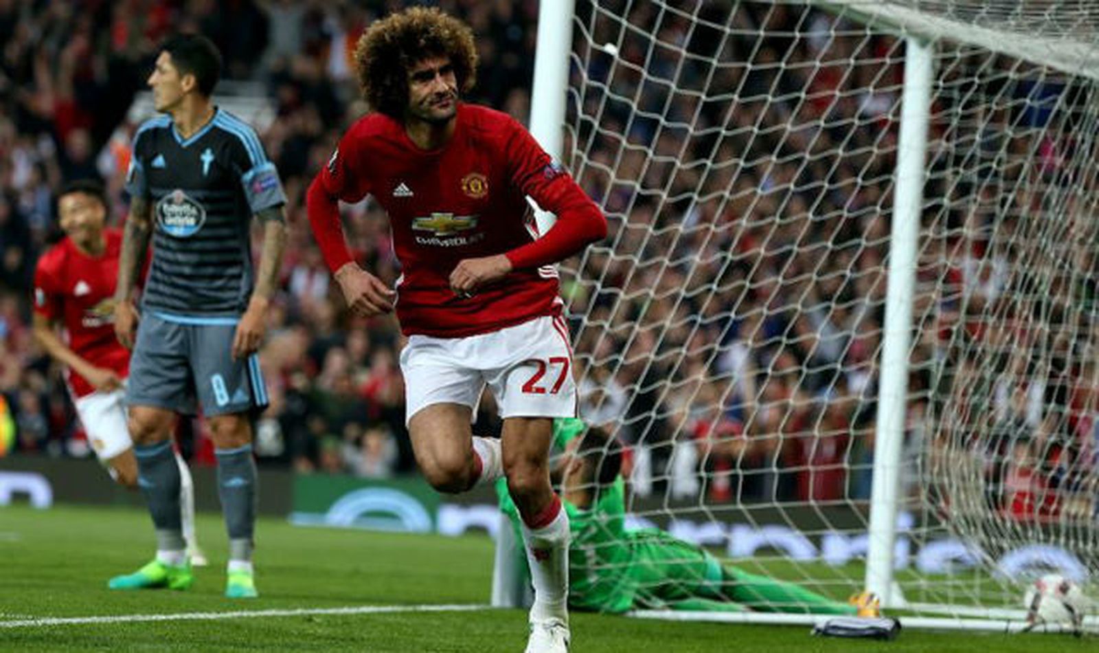 Marouane Fellaini ante el Celta