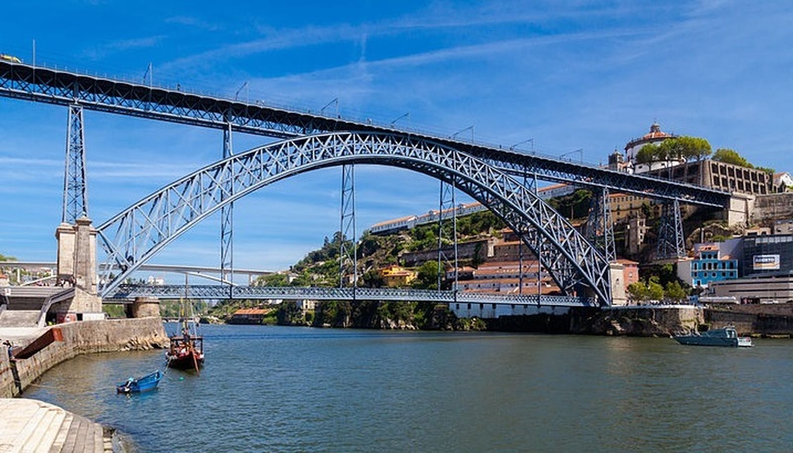 Esta línea conectaría Oporto y Madrid en dos horas y media