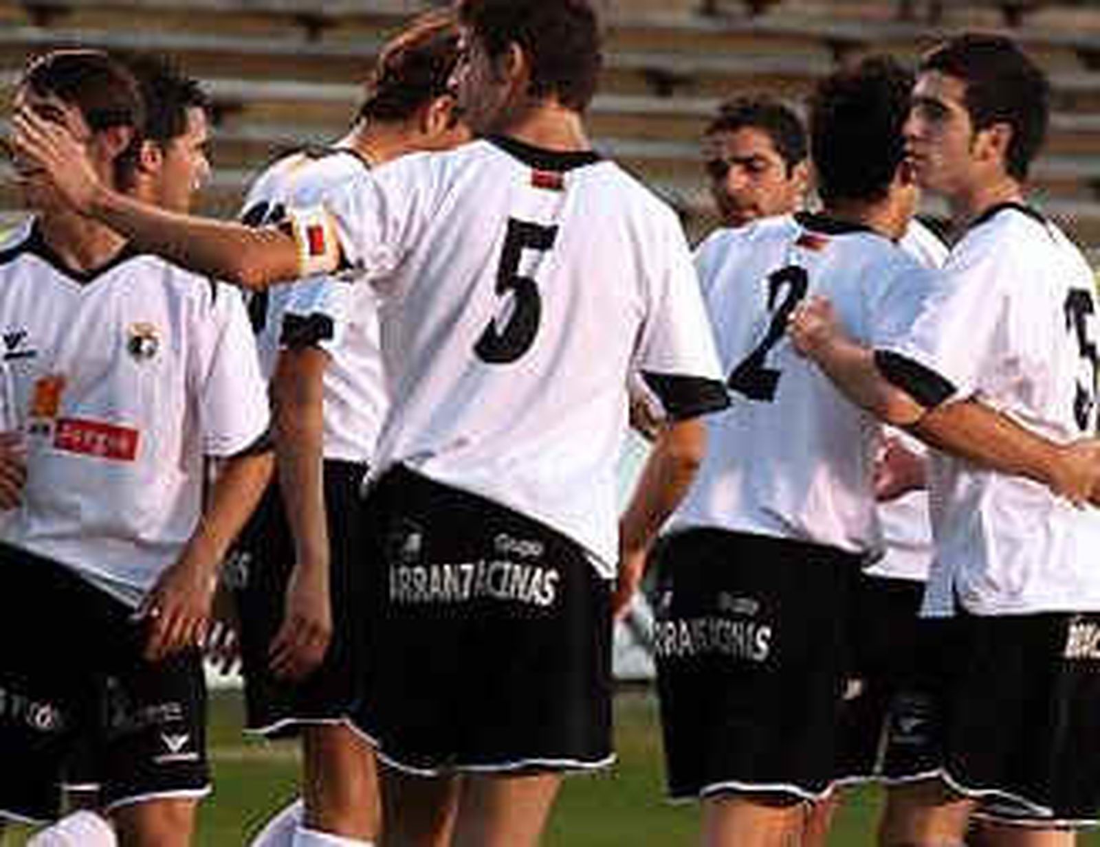 Ascienden a Segunda División B: Club Marino, CF Villanovense, Valencia Mestalla, Burgos, Amorebieta, Toledo, Llagostera, Andorr
