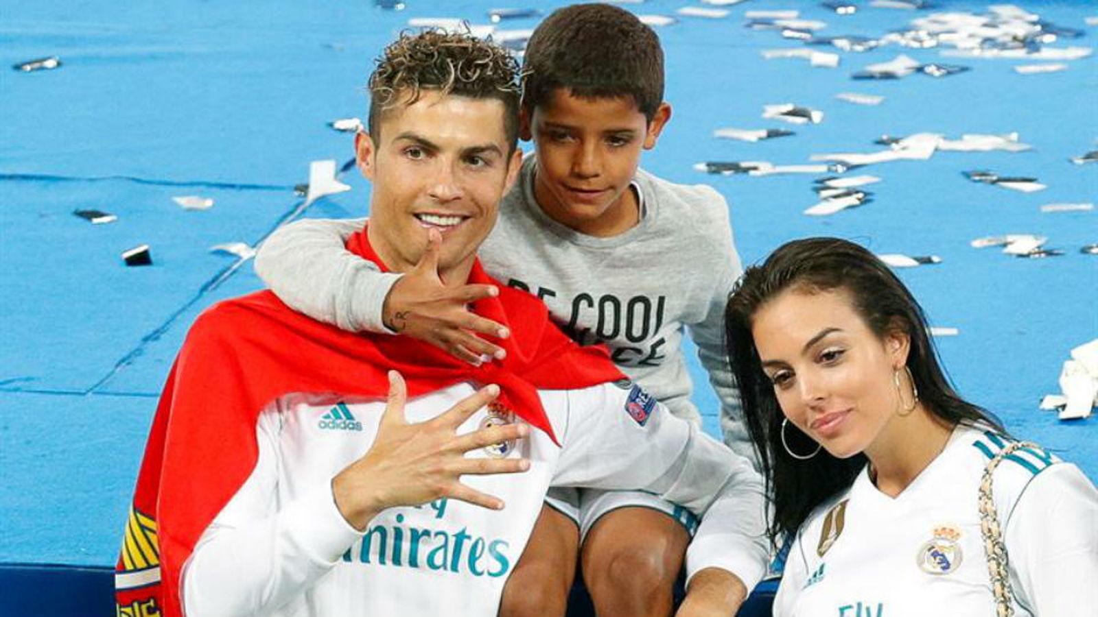 Cristiano Ronaldo con su familia
