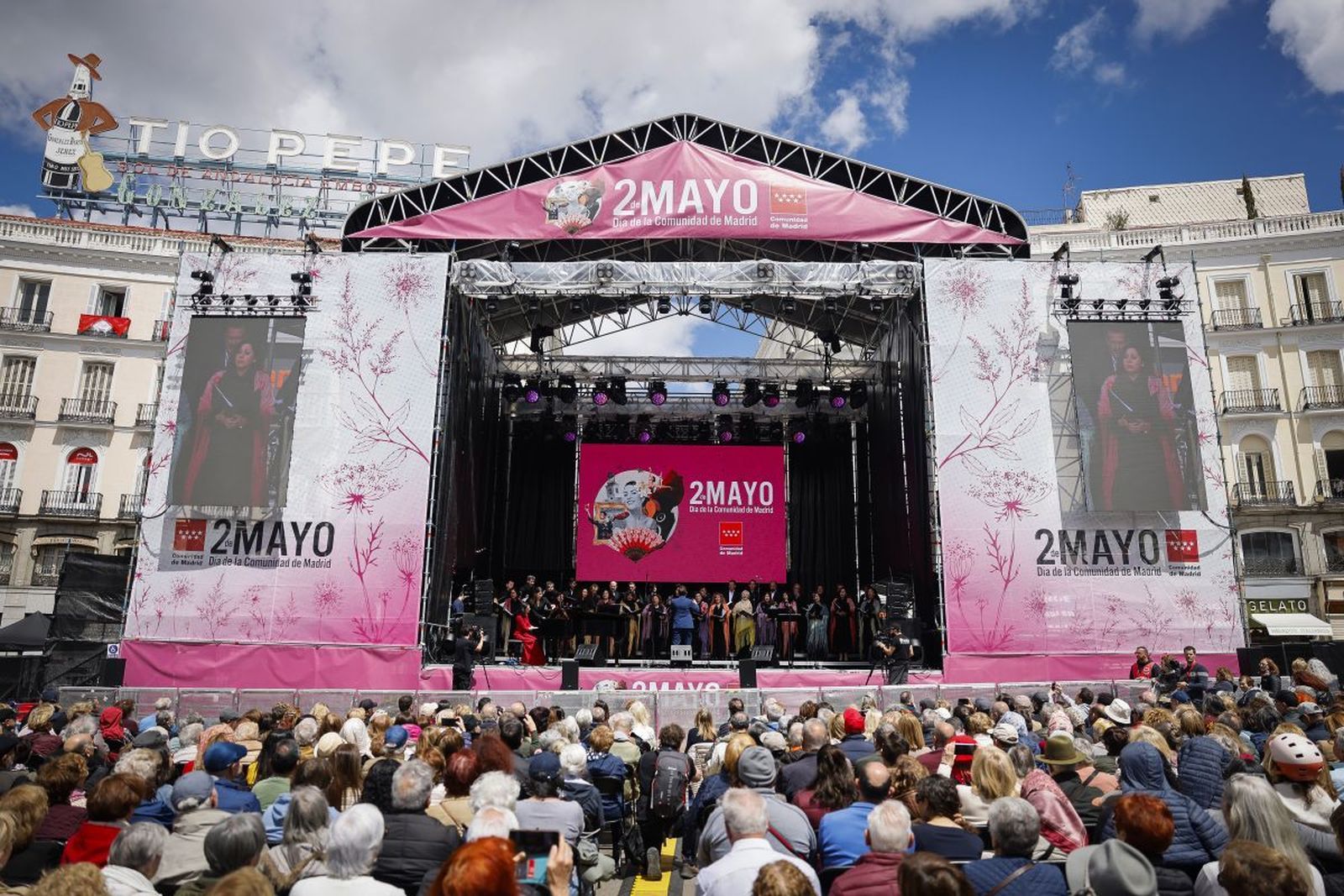 Concierto de zarzuelas en la Puerta del Sol