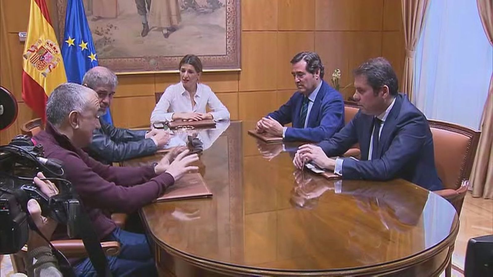 Negociación entre el Gobierno y los agentes sociales sobre los ERTEs