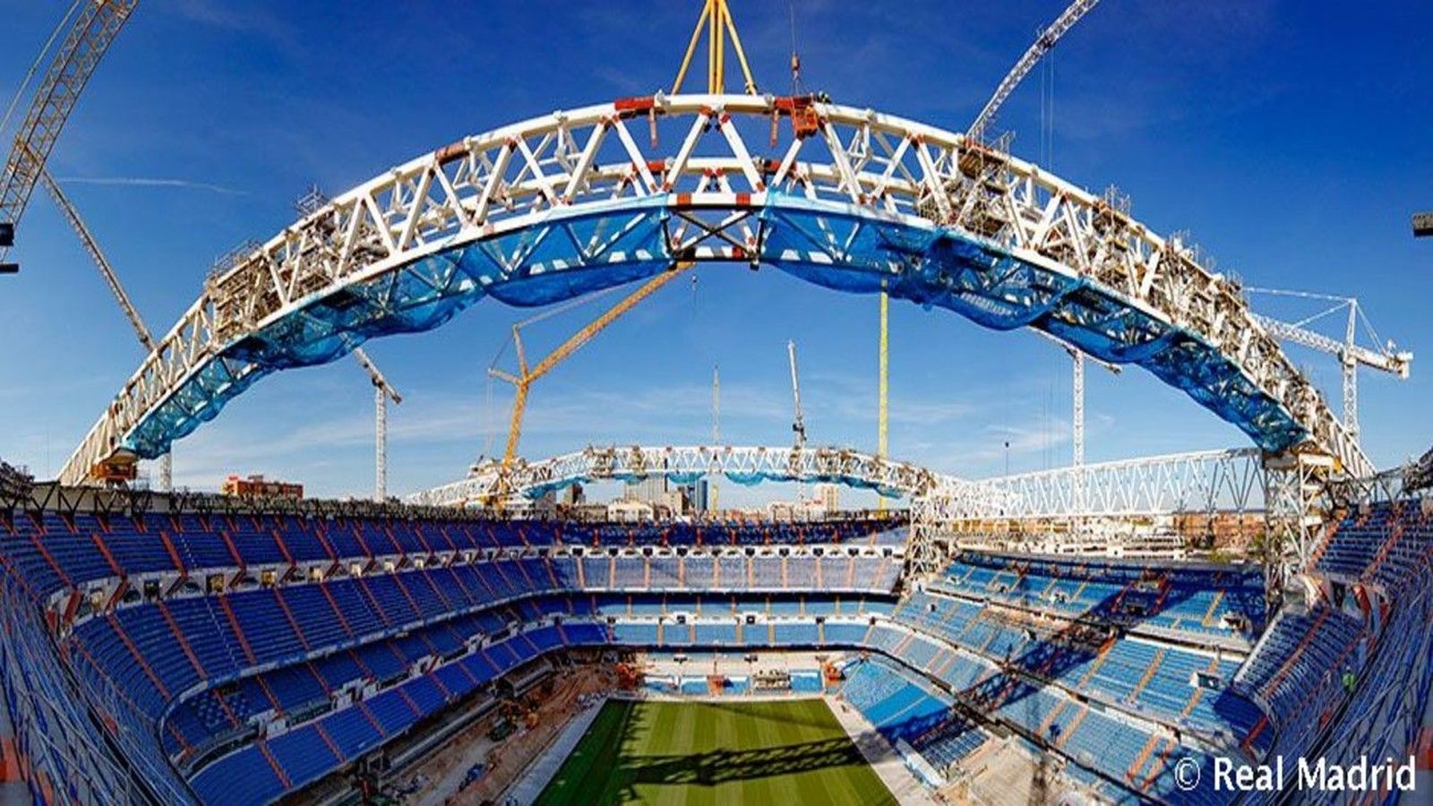 Así avanzan las obras de la nueva cubierta del Santiago Bernabéu