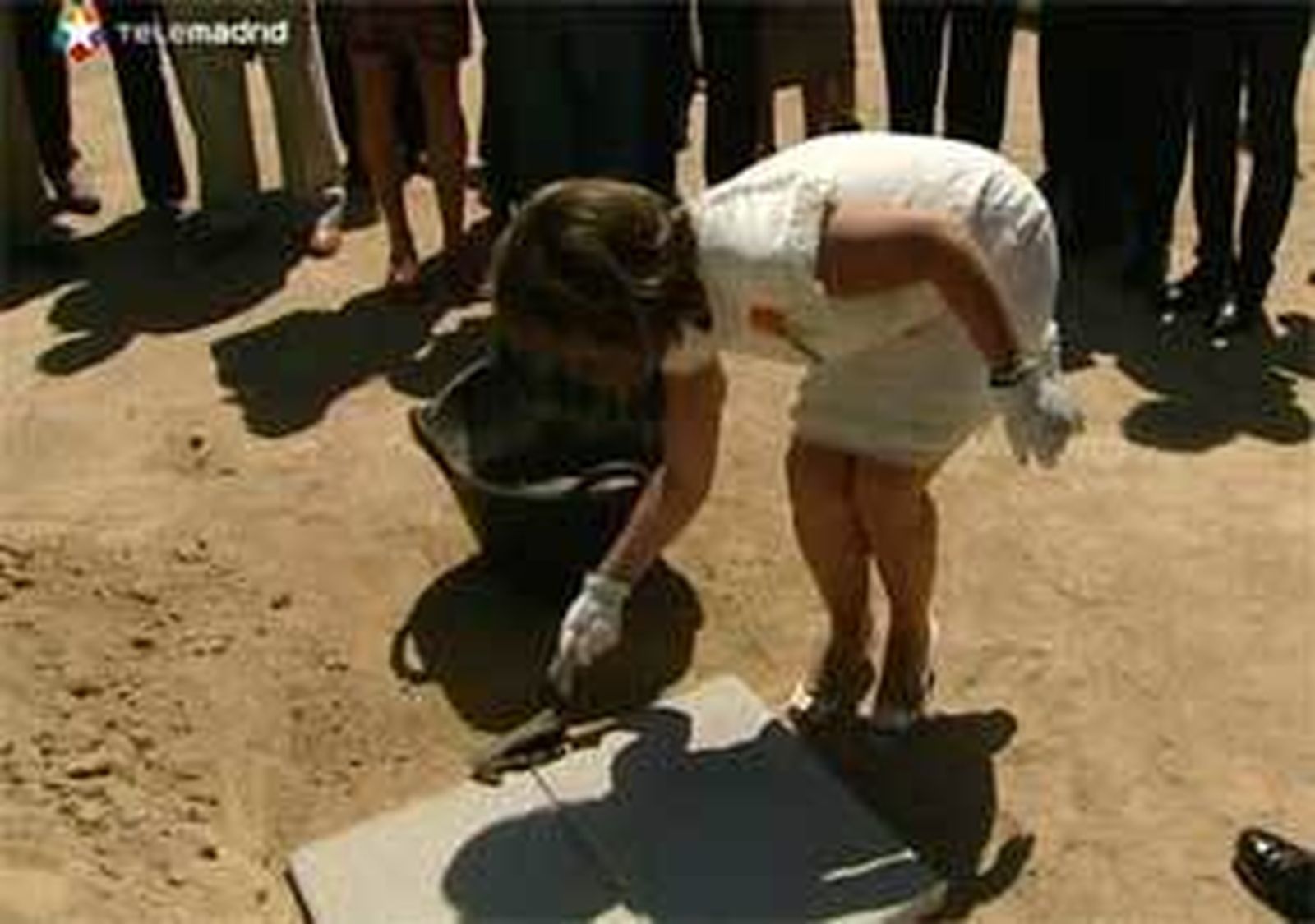 Botella coloca la primera piedra del complejo deportivo municipal en Las Tablas