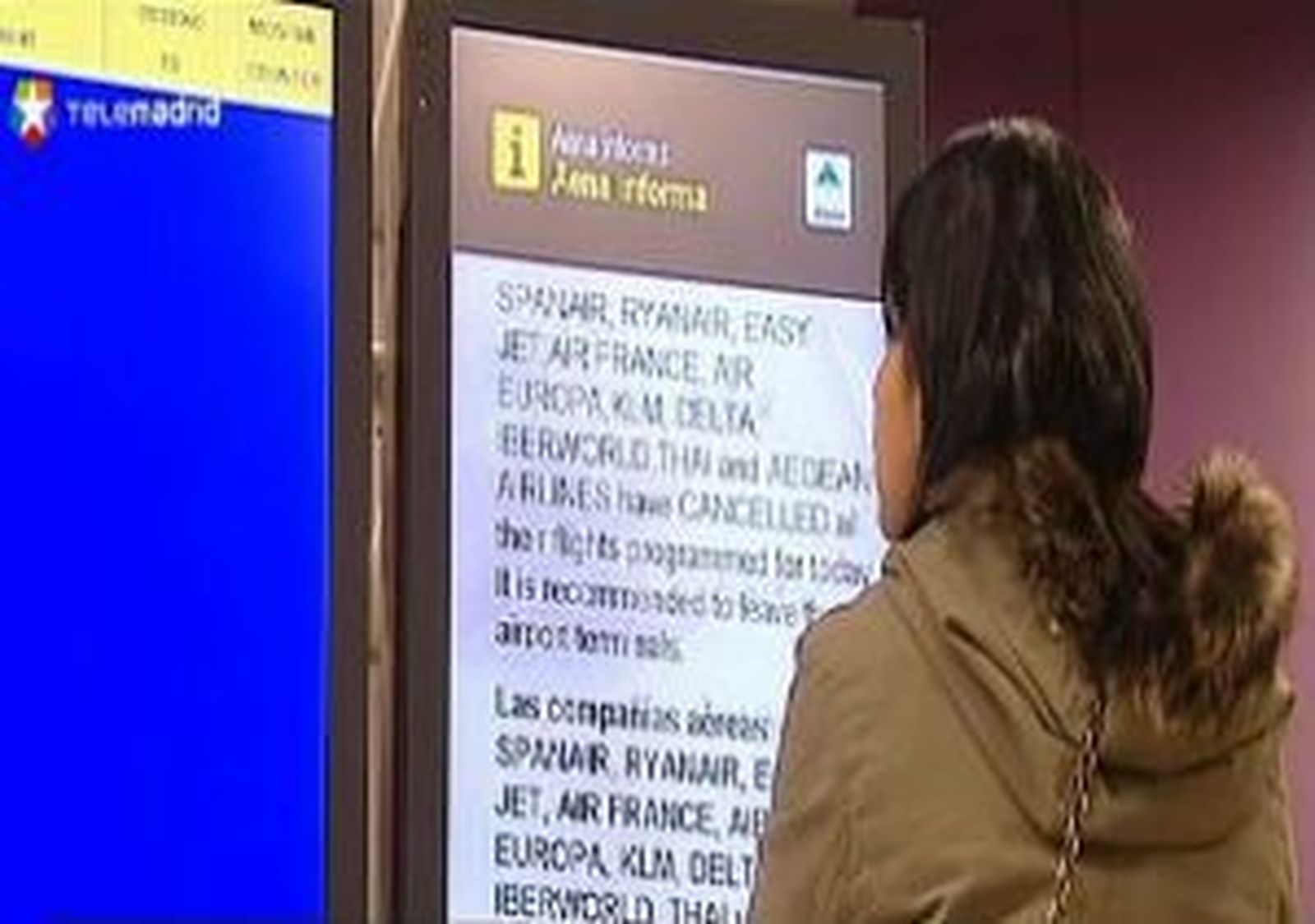El juez atribuye el cierre del espacio aéreo en 2010 a "una decisión política"
