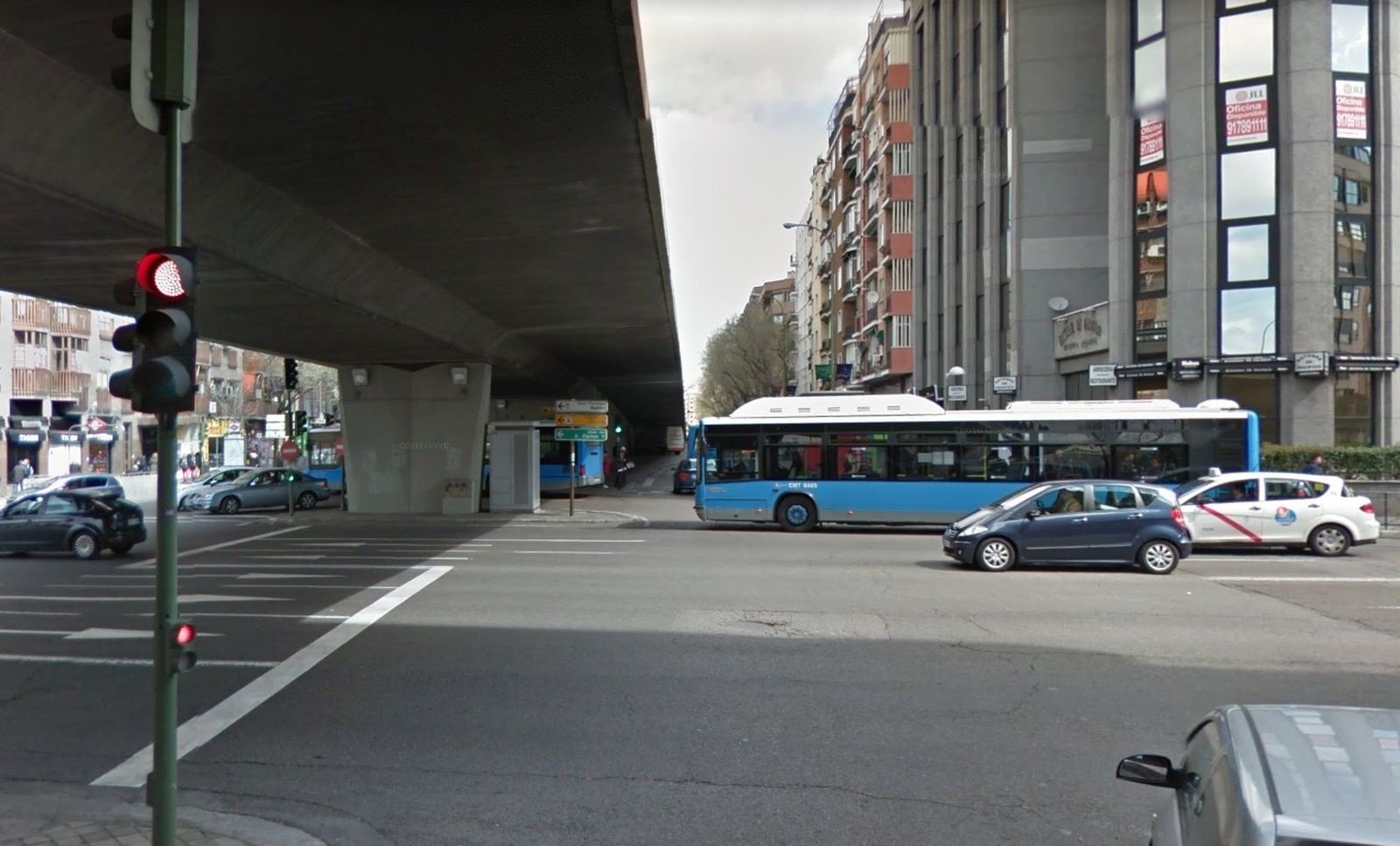 Cruce elevado de Doctor Esquerdo y Avenida de la Ciudad de Barcelona