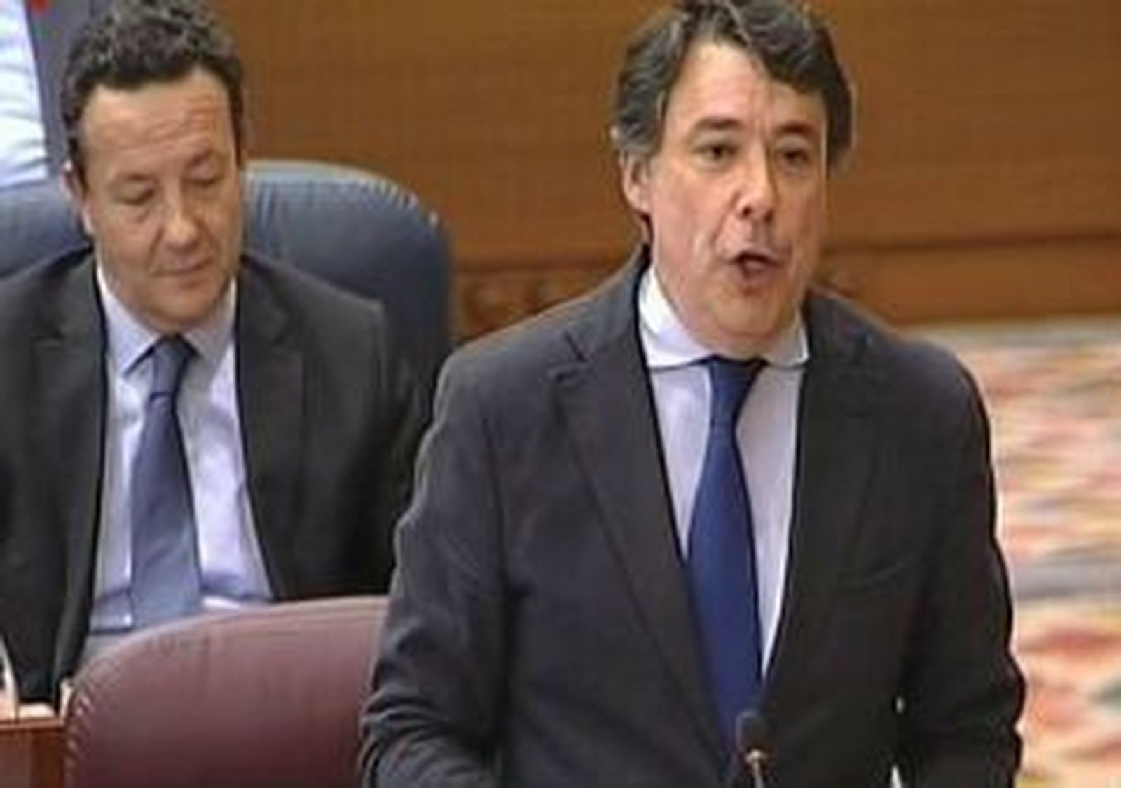 González echa mano de los datos del transporte para ilustrar la recuperación