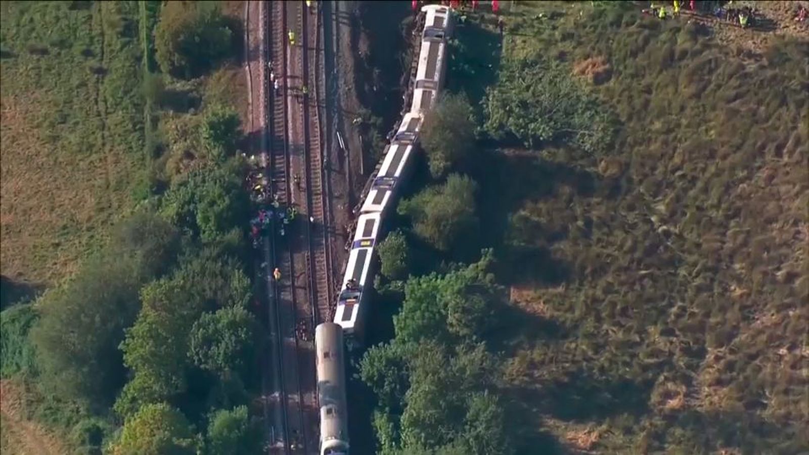 Descarrila un tren en el sur de Inglaterra sin víctimas mortales ni heridos graves