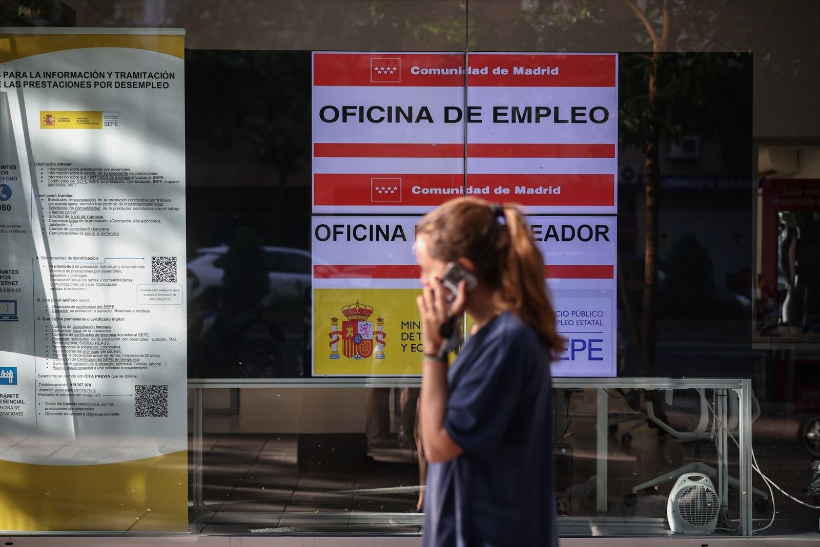 Fachada de una Oficina de Emepleo en Madrid