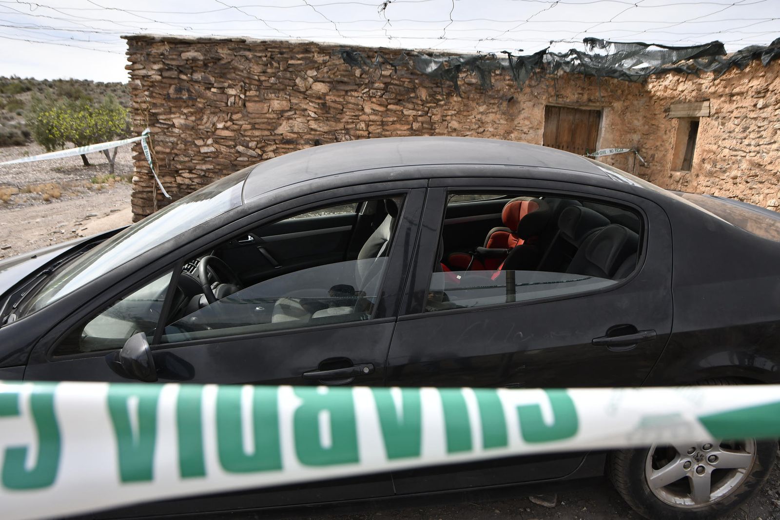 Cortijo en Las Alcubillas  (Amería) donde han sido encontrados los cuerpos de tres personas, dos niñas y un adulto