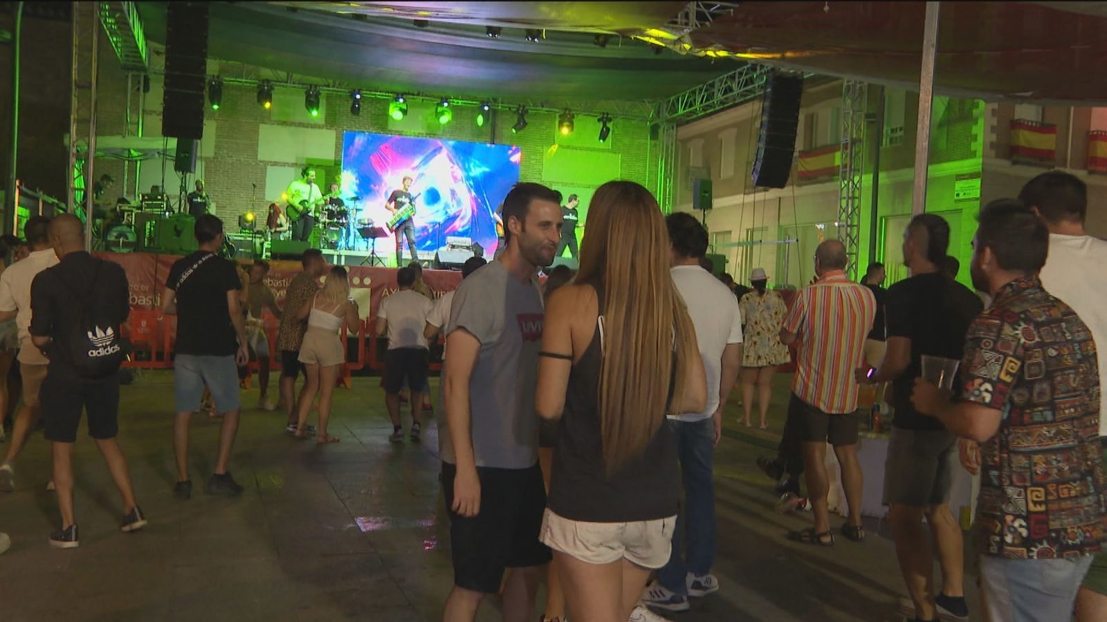 "Salimos sin molestar": mediadores sociales para evitar el exceso de ruido en las zonas de copas