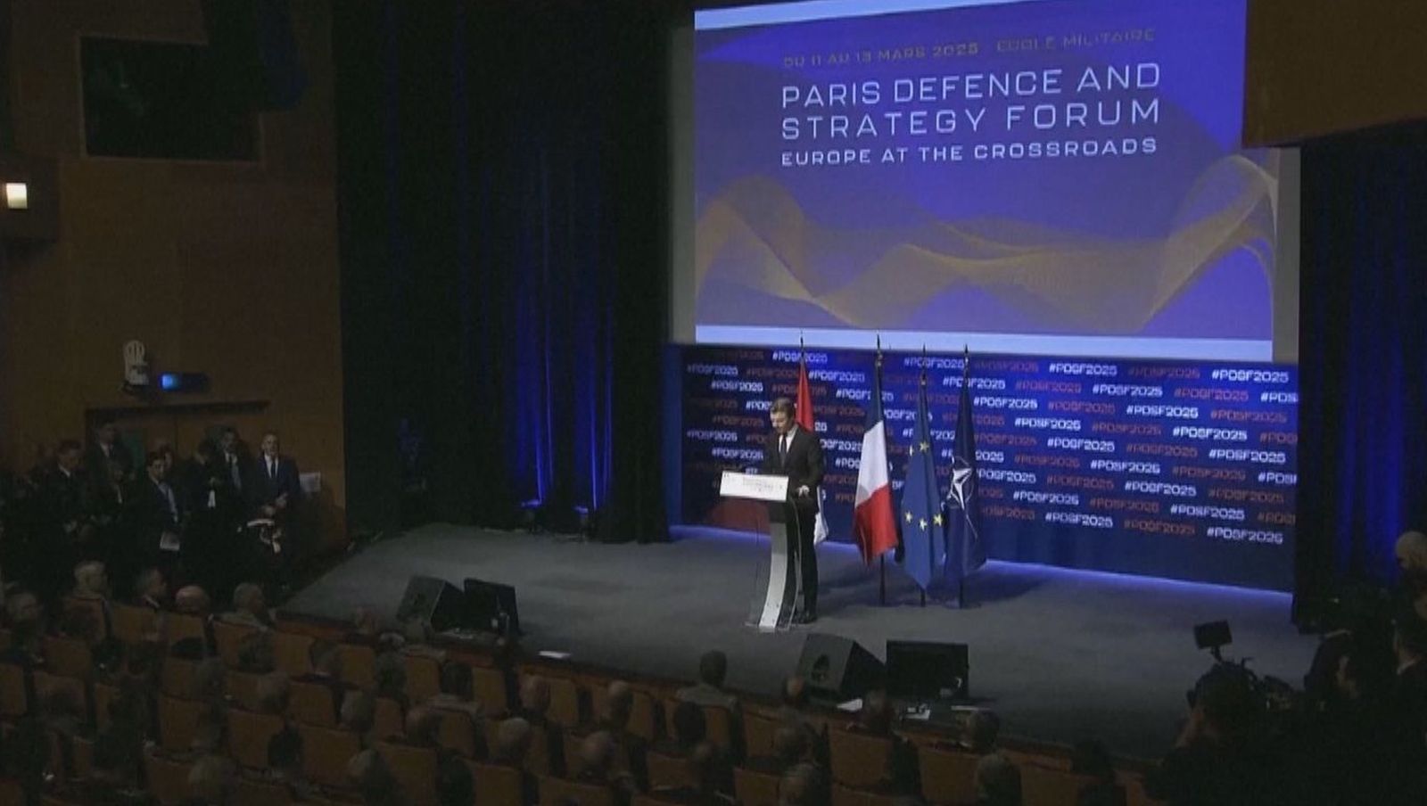 El Jemad participa en la reunión convocada por Macron en la que se debate el despliegue en Ucrania tras la guerra