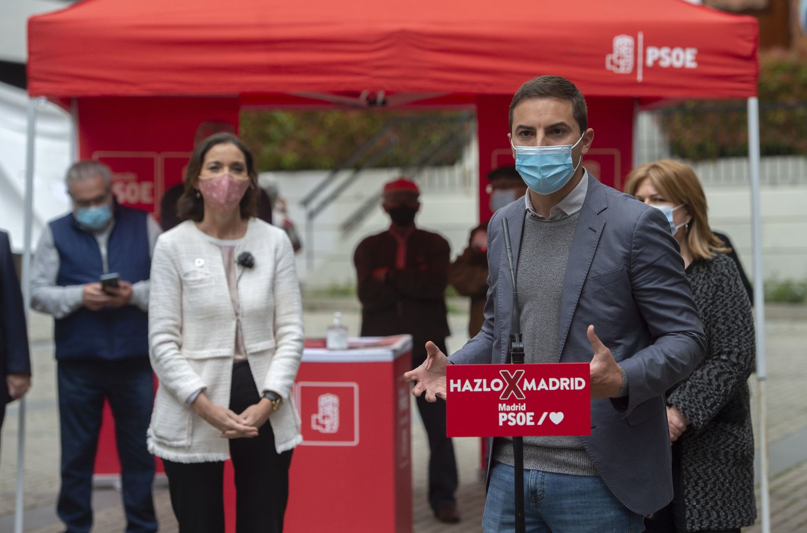 Juan Lobato en una intervención del PSOE en abril de este año