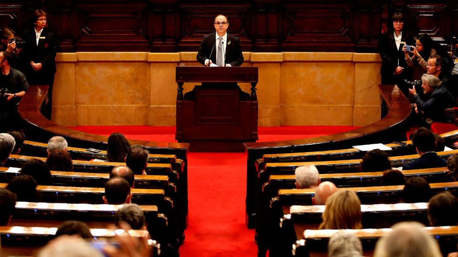 La CUP se abstiene en la investidura por lo que Turull no será presidente este jueves