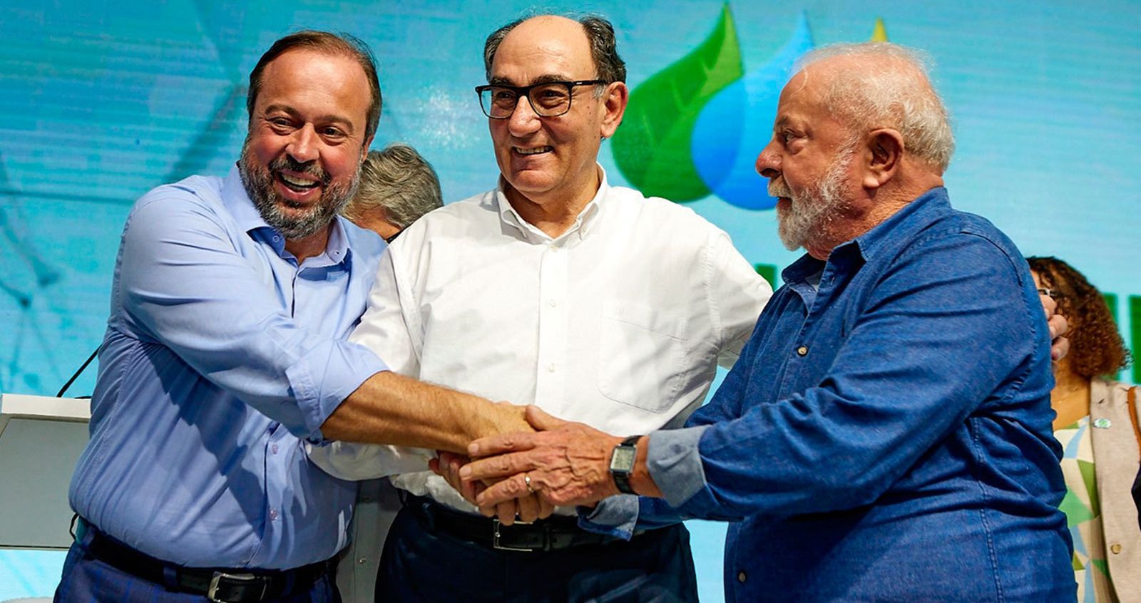 Iberdrola mantendrá su apuesta por Brasil, donde construye 8.000 kilómetros de líneas de transporte y distribución de electricidad