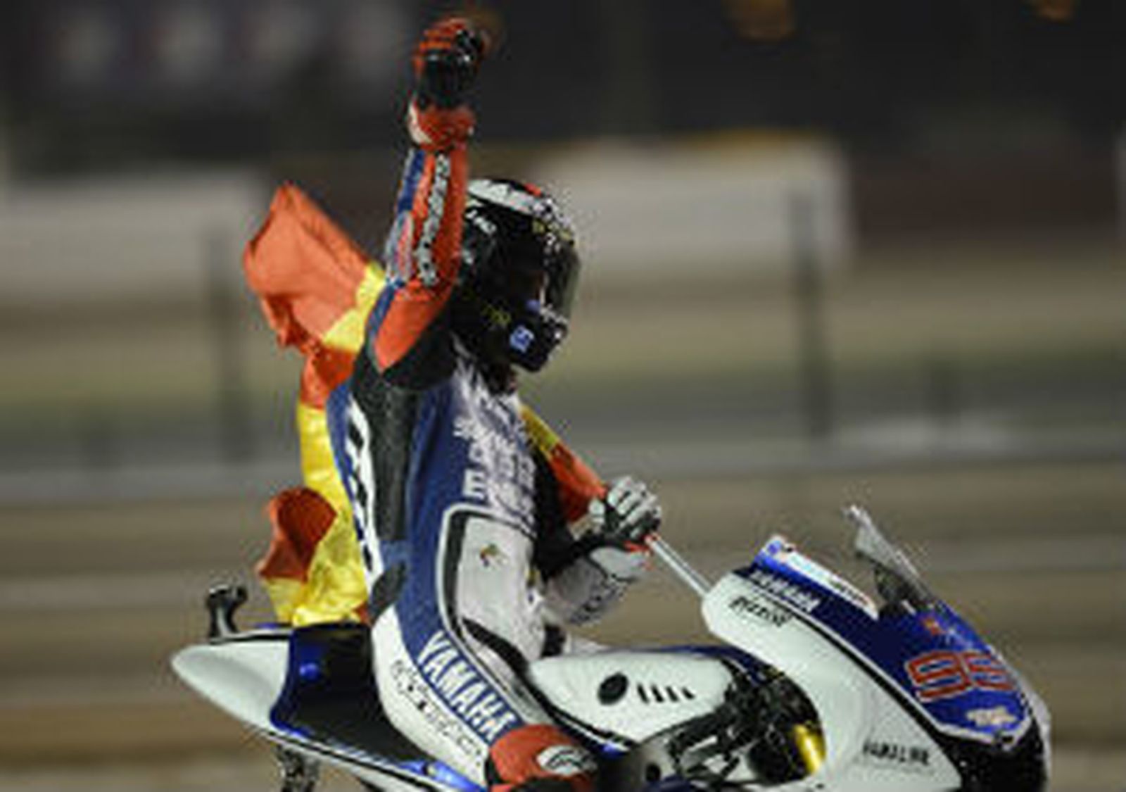 Jorge Lorenzo gana en Catar