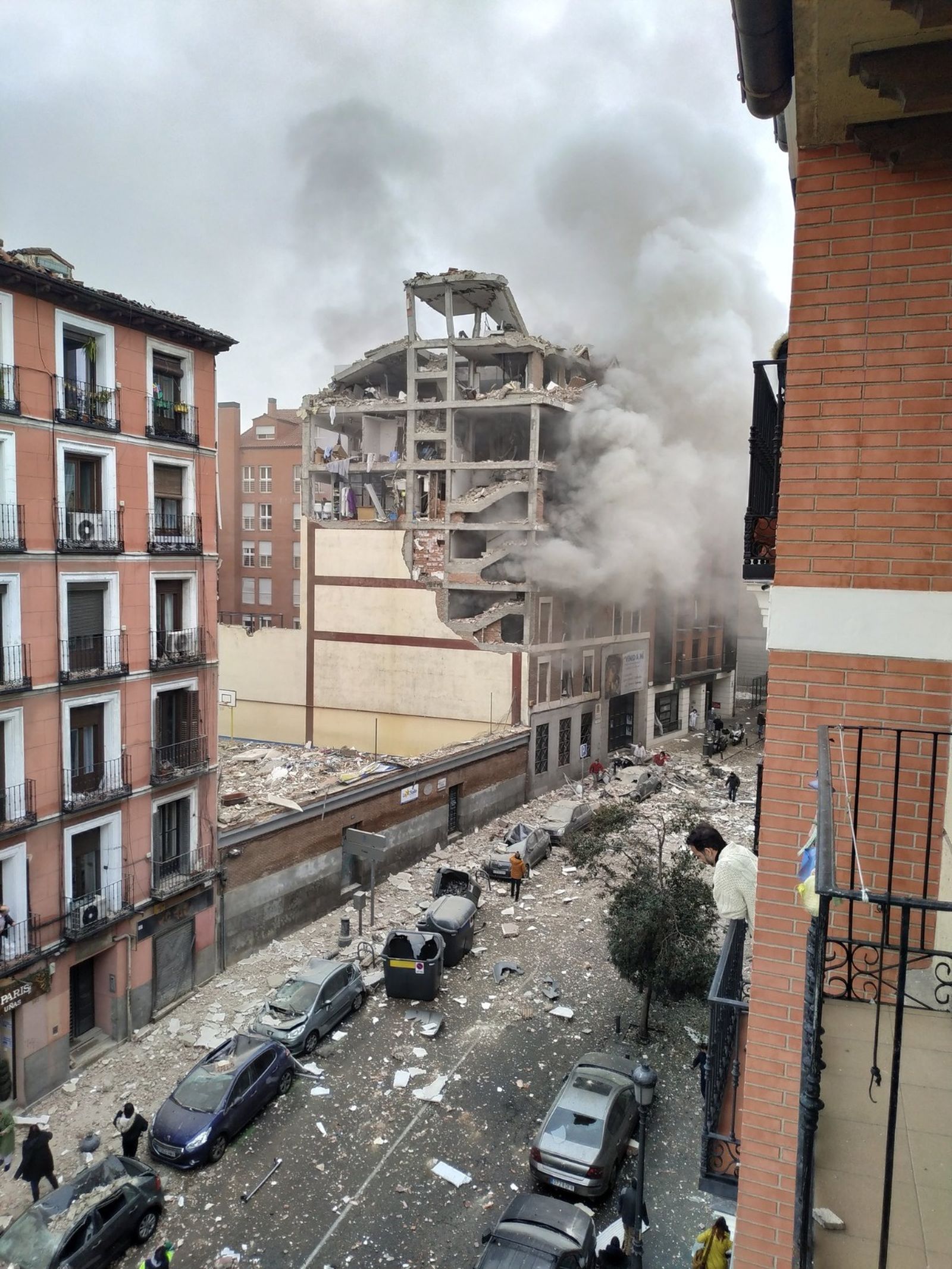 Fuerte explosión en un edificio cerca de Puerta de Toledo