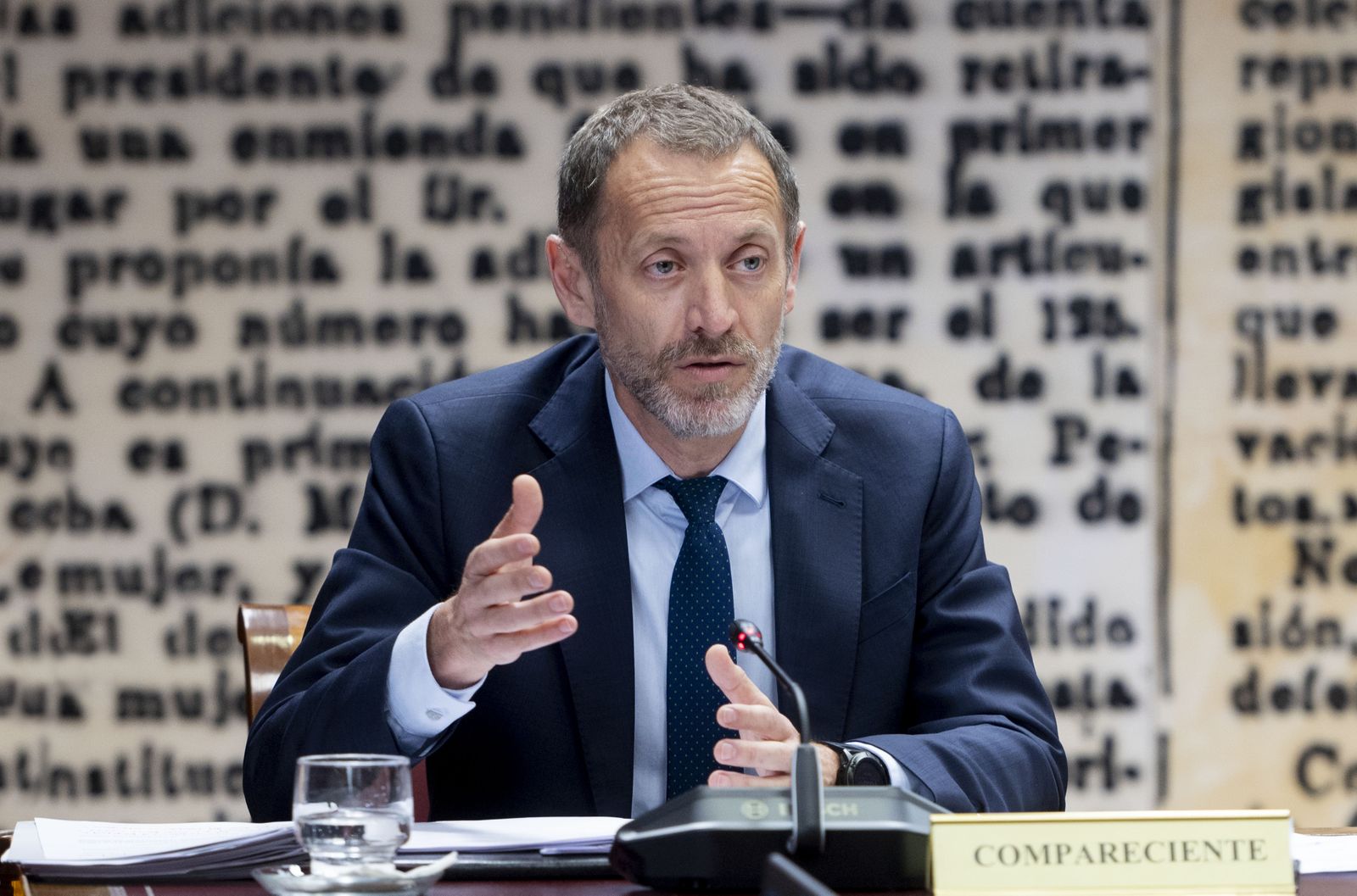 El presidente de Adif en la comisión del Senado